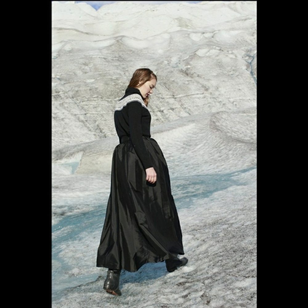 Shabby Apple Pleated Black Maxi Skirt